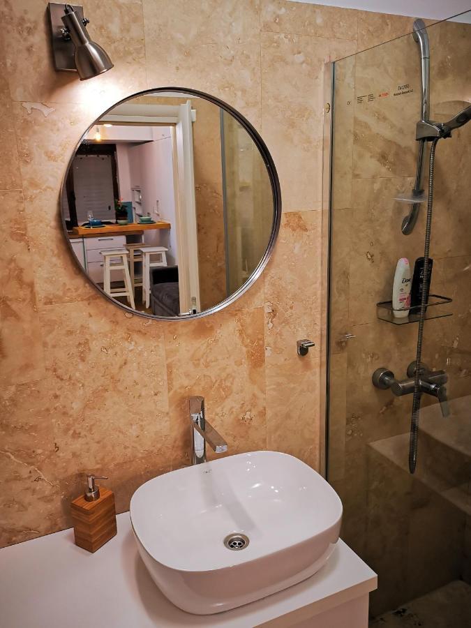 Diana'S Place Downtown Hotel Bukarest Kültér fotó